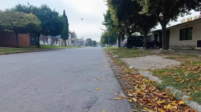 el-cuerpo-fue-encontrado-esta-madrugada-en-esta-calle-en-rosario-foto-gentileza-la-capitalmaxi-klanjscek-OBLF5A27UNGIXOT72KD4K6D2QU