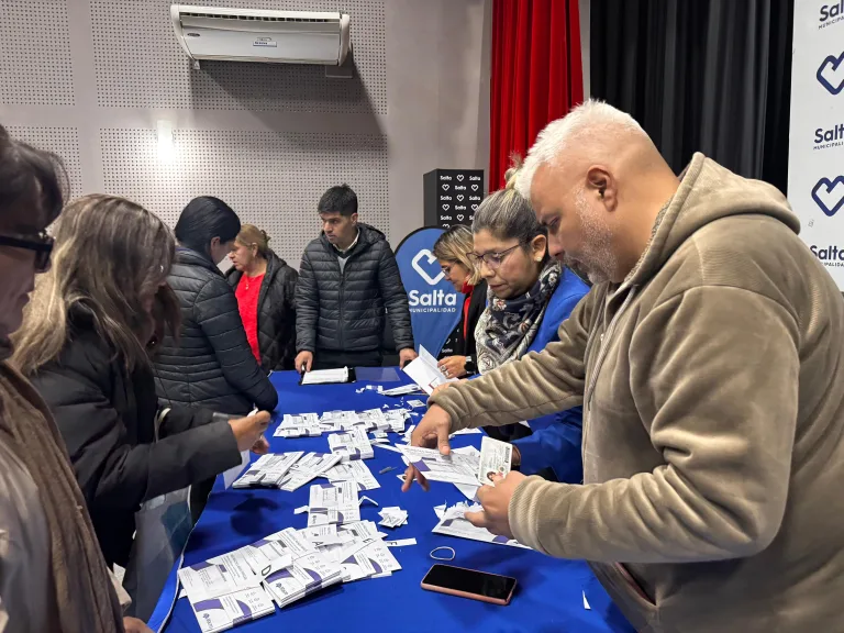 entrega-de-tarjeta-tais-5-768x576