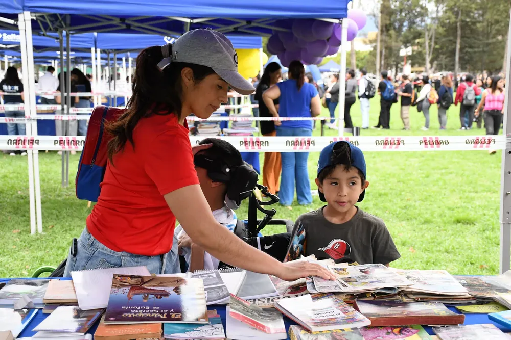 suelta-de-libros-unsa-6-jpg