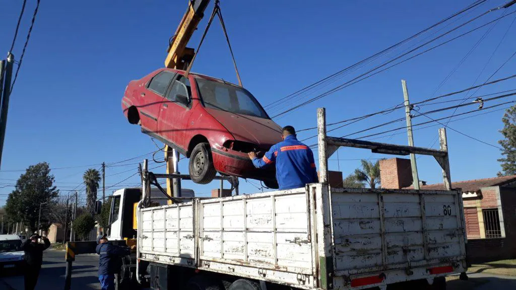 multimedia.normal.b4168488aef8516f.6175746f73206162616e646f6e61646f73325f6e6f726d616c2e6a7067