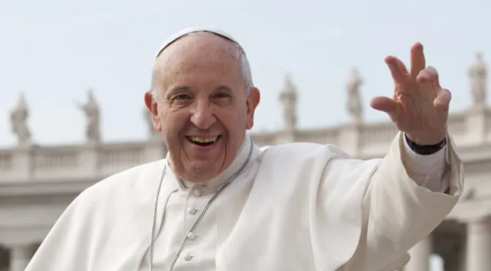 papa-francesco-696x385-1-696x385