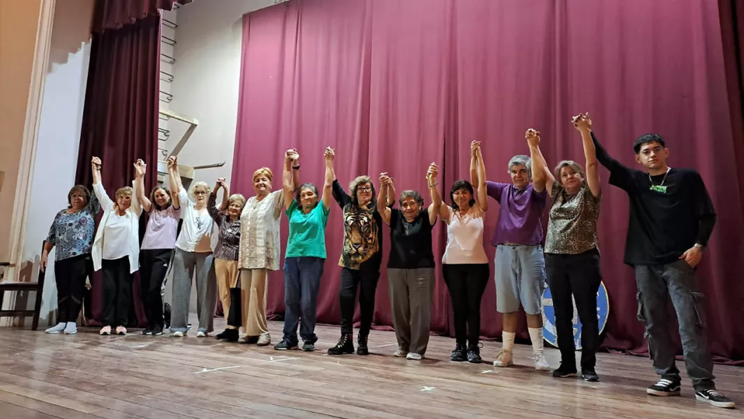 98714-esta-tarde-presentaran-la-muestra-anual-de-radioteatro-y-teatro-de-alumnos-de-la-unate