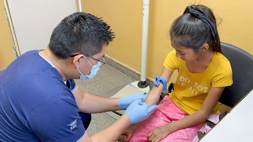 17082-mas-de-37-mil-pacientes-realizaron-sus-examenes-de-laboratorio-en-los-centros-de-salud-de-la-capital