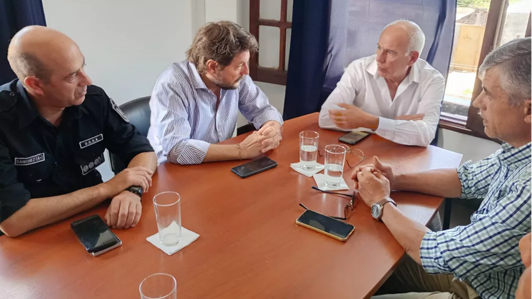 98465-provincia-y-nacion-evaluaron-los-recursos-preventivos-de-seguridad-vial-con-los-que-trabajan-en-el-noa