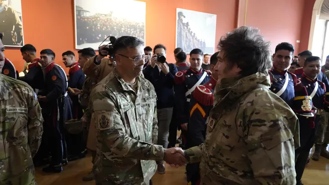 javier-milei-acto-san-martin-ejercito-1