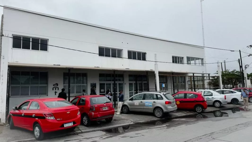 99493-la-amt-otorgo-una-prorroga-para-los-modelos-vencidos-de-taxis-y-remises-20250106150947