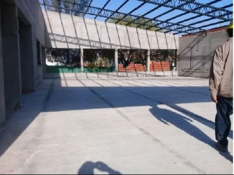 93044-se-construye-un-nuevo-colegio-secundario-en-barrio-los-pinares-de-cerrillos