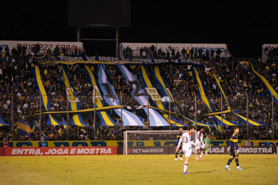24000-triunfo-de-boca-juniors-sobre-atletico-paranaense-de-brasil-en-salta