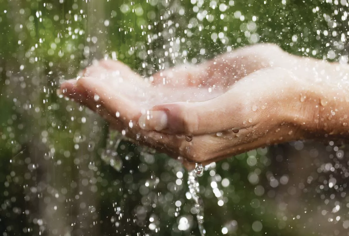 ¿Cómo-aprovechar-el-agua-de-lluvia_-01