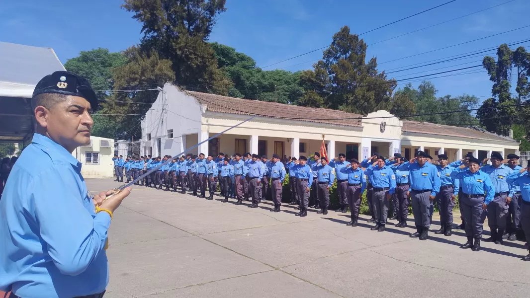 99371-mas-de-800-penitenciarios-ascendieron-al-grado-inmediato-superior-20241223124445