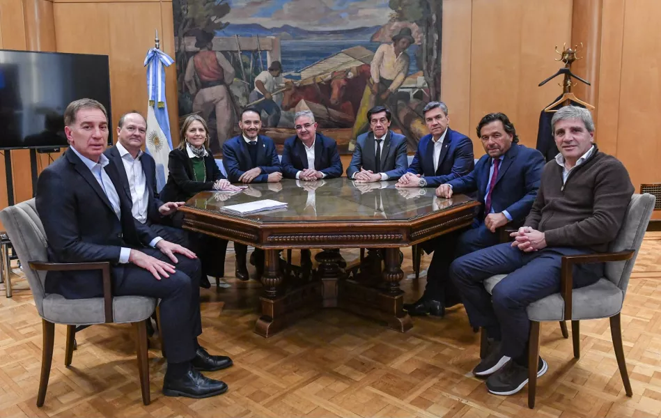 109568-saenz-y-los-gobernadores-del-norte-grande-acordaron-con-nacion-redefinir-los-subsidios-en-zonas-calidas-y-muy-calidas