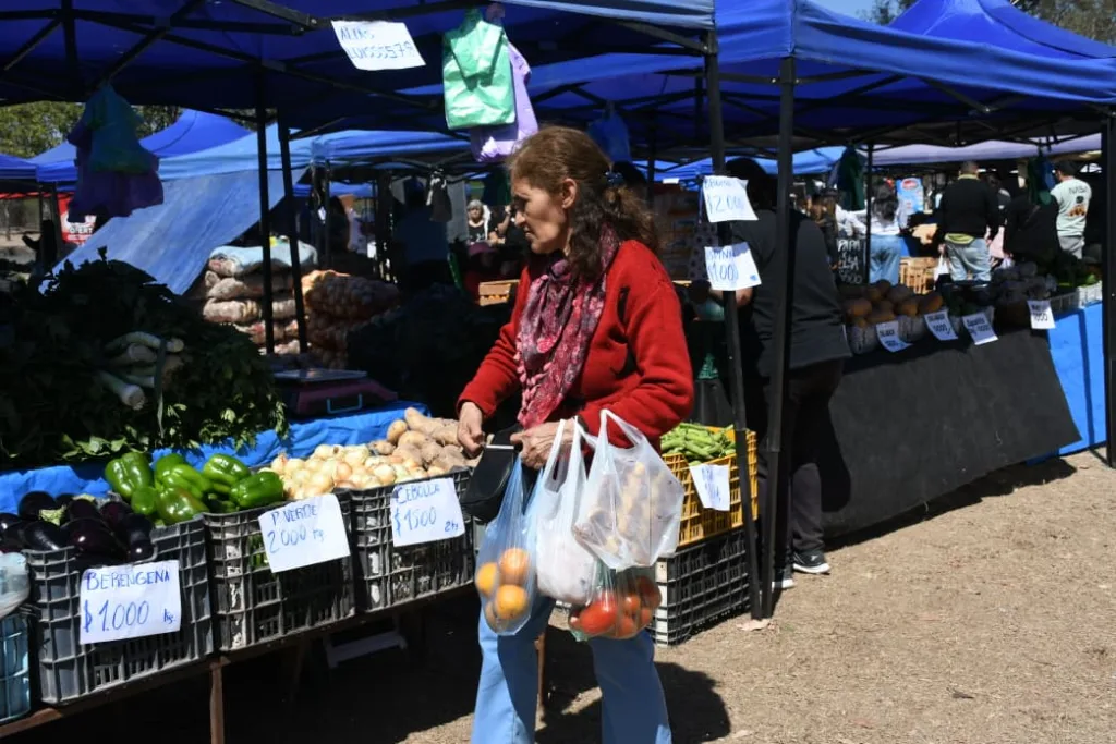 el-mercado-en-tu-barrio-11-1024x683