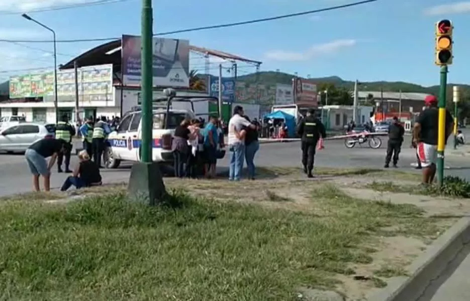 64347-luego-de-caer-del-vehiculo-una-ninia-de-4-anios-murio-arrollada