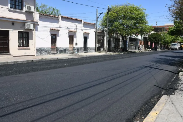 repavimentacion-en-mendoza-y-lamadrid-3-768x512