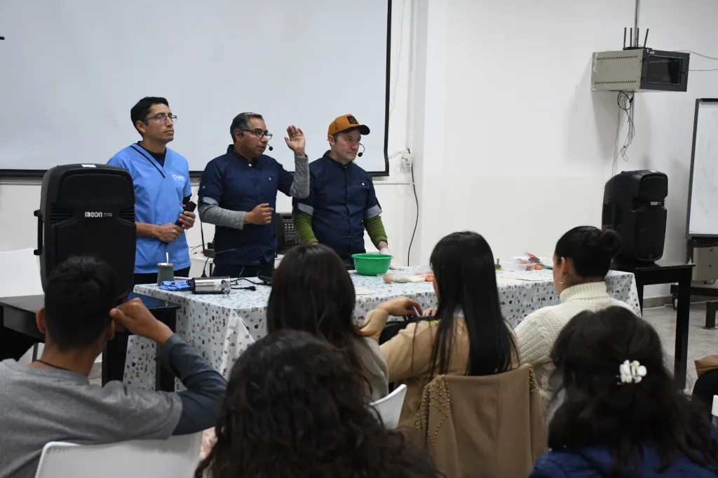 charla-alimentacion-perros-1-1024x682