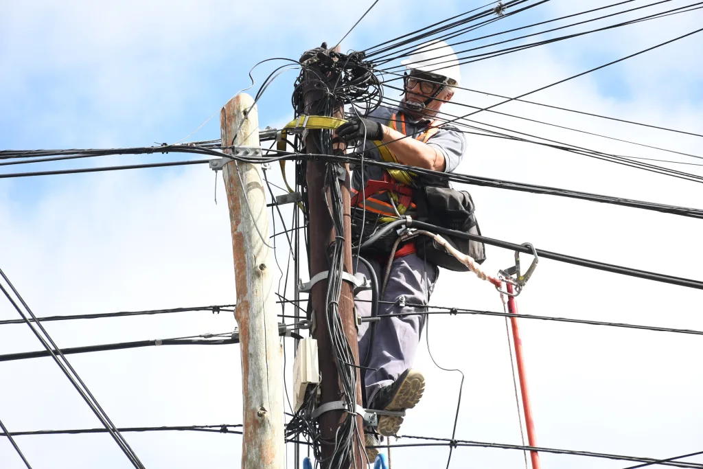 retiro-cables-zuviria-1-1024x683