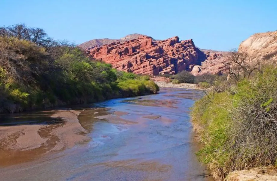 85644-inicio-la-veda-para-la-pesca-en-rio-las-conchas-y-rio-calchaqui