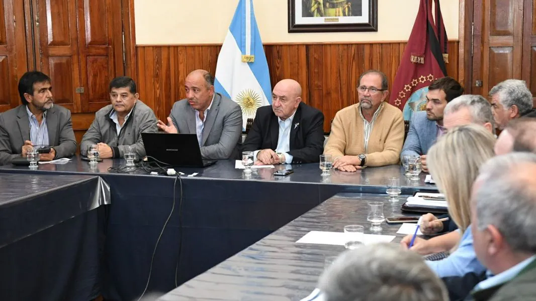 11674-no-pedimos-un-credito-para-endeudar-a-la-provincia-sino-para-reprogramar-la-deuda-que-ya-tenemos