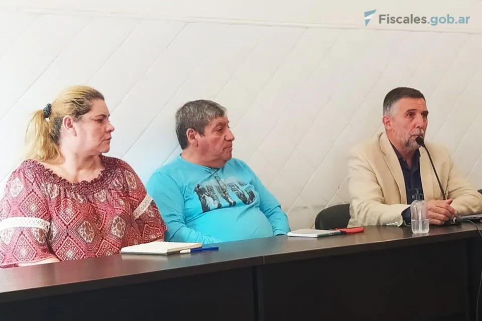 718083-mar-c3-ada-20ester-20arroyo-20y-20jorge-20juan-20soria-20-28fiscales-29