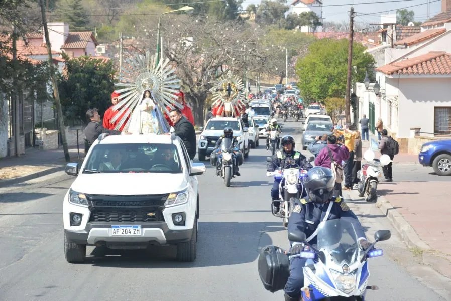 8860-mas-de-500-policias-realizaran-la-cobertura-de-seguridad-en-la-procesion-de-las-imagenes-peregrinas