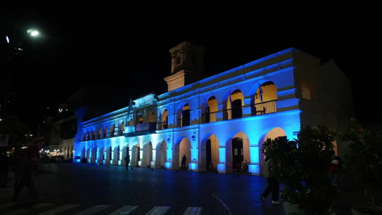 cabildocelesteyblancoo-768x432