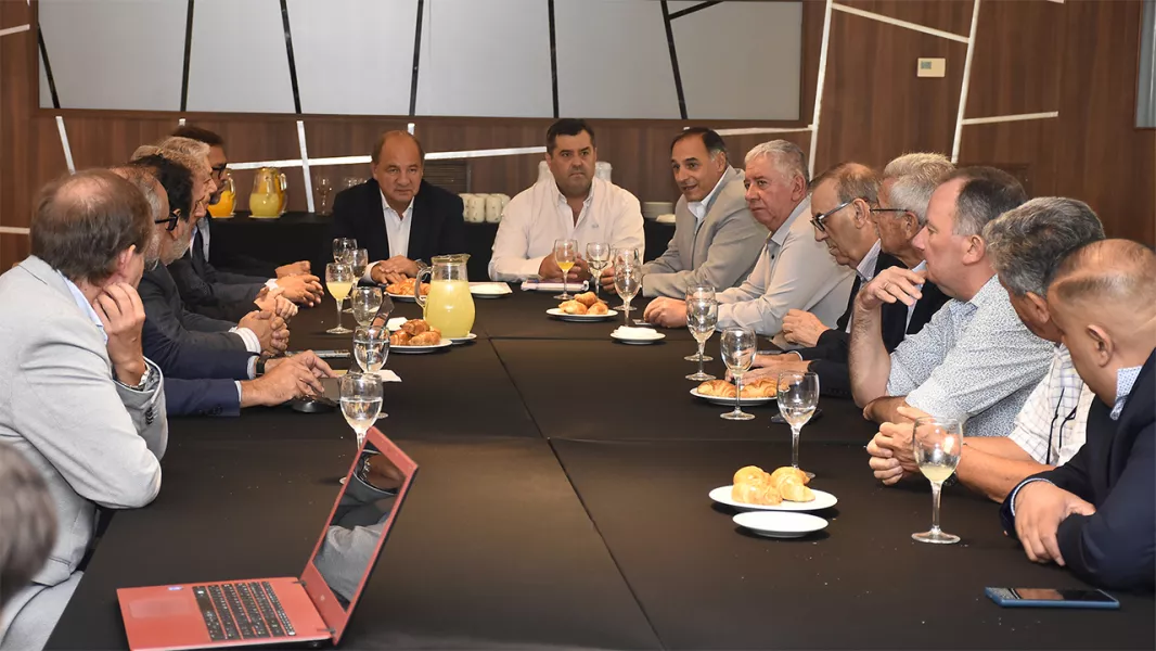 99187-la-federacion-de-empresarios-del-transporte-del-pais-se-reunio-en-salta