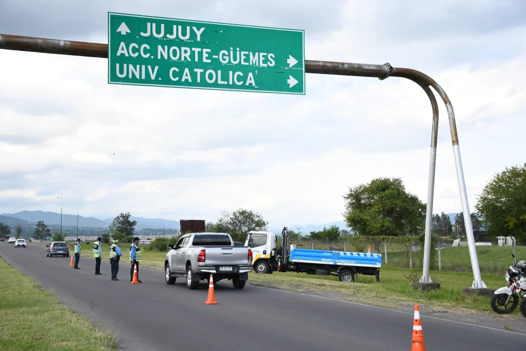 operativo-de-transito-avenida-bolivia-5-1024x683
