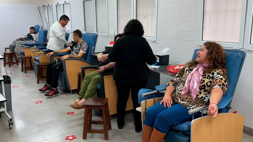 102729-convocatoria-a-donantes-voluntarios-de-sangre-de-grupos-positivos