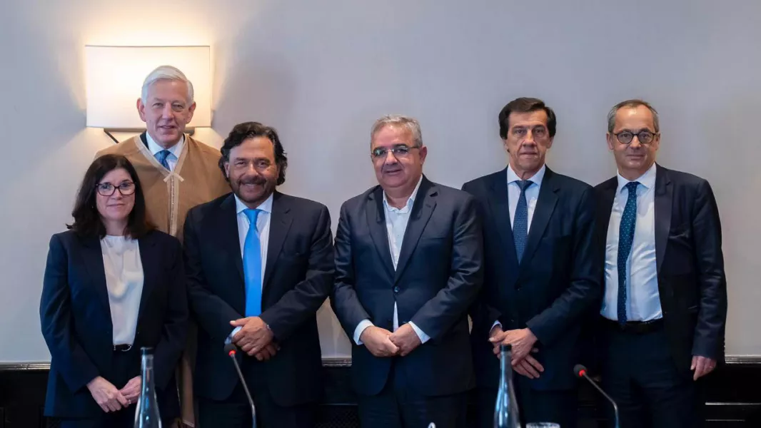105413-gobernadores-del-noa-se-reunieron-con-rio-tinto-board-la-minera-que-en-salta-invertira-us2500-millones-20251211200155