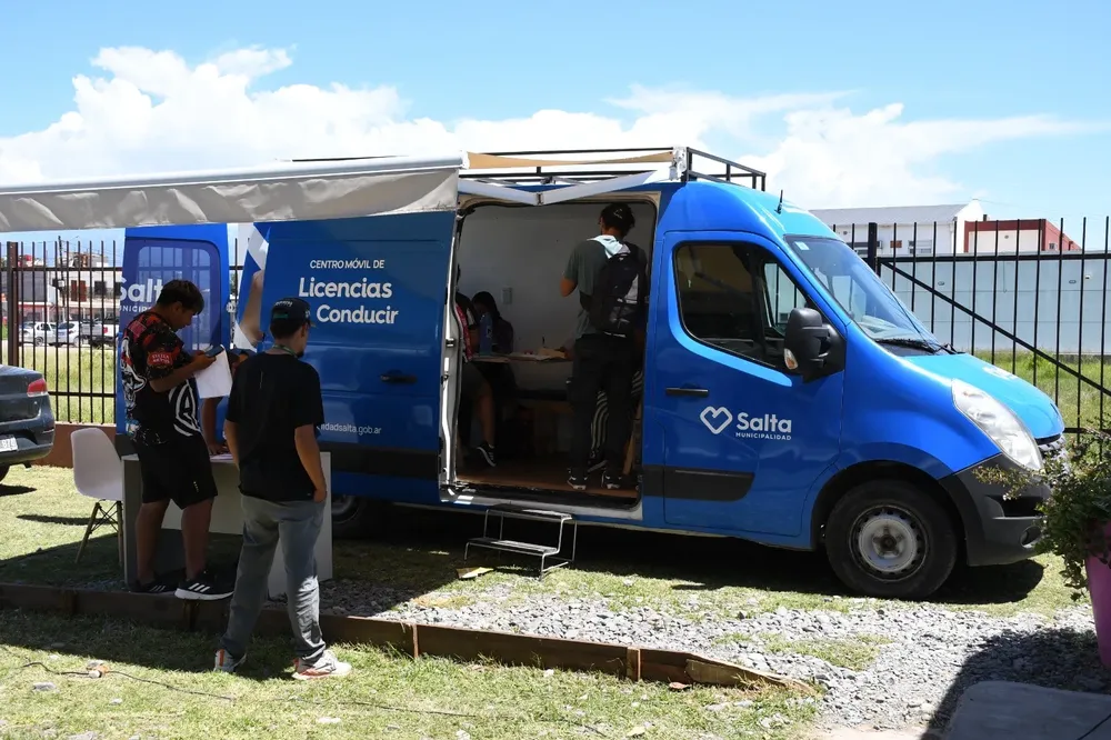 movil-de-licencias-de-conducir-1-jpeg