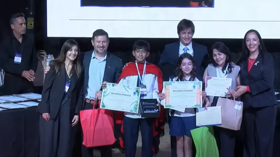 104377-proyecto-saltenio-con-eje-en-el-arte-fue-destacado-en-la-feria-nacional-de-ciencias-2025