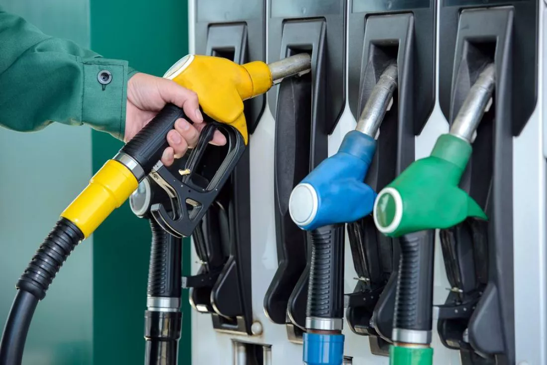 99274-ya-rigen-los-nuevos-precios-para-los-combustibles-20221002095626