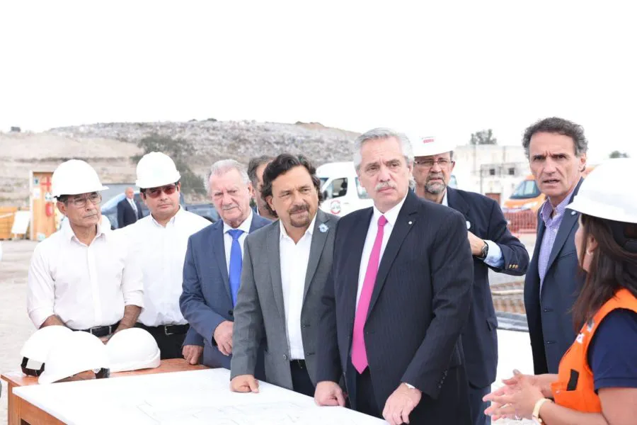 7168-el-presidente-fernandez-y-el-gobernador-saenz-recorrieron-dos-importantes-obras-de-la-ciudad