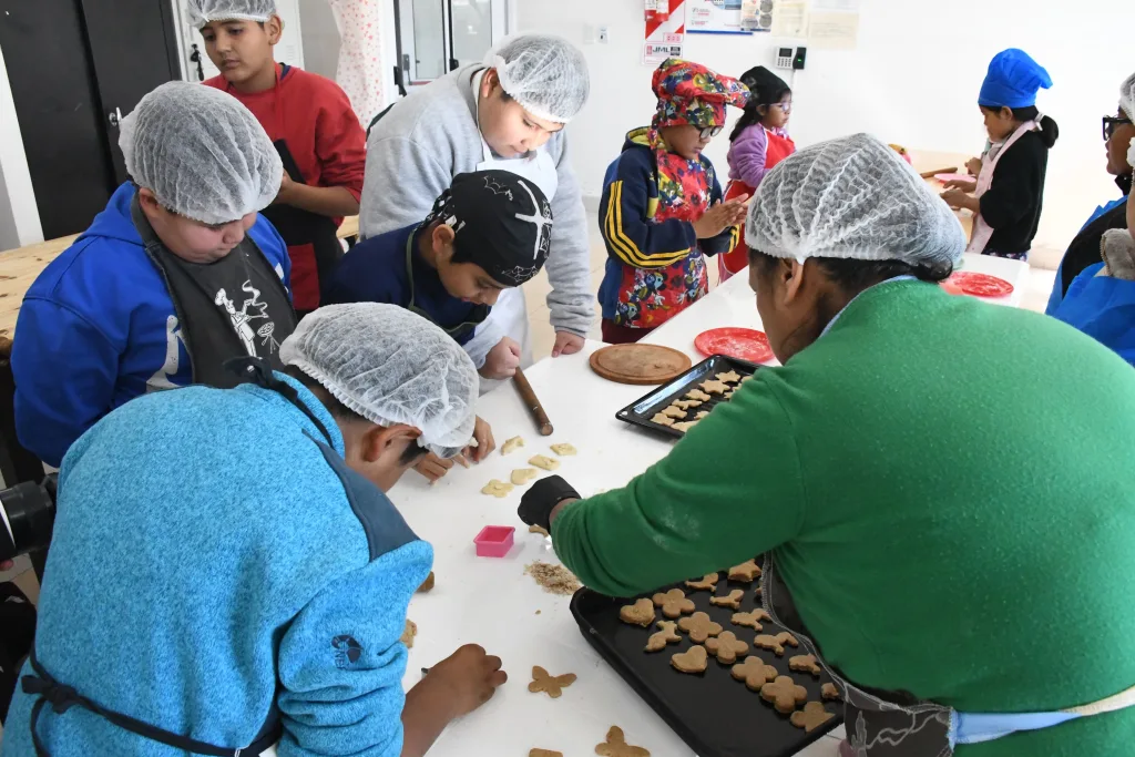 taller-cocineritos-cic-bicentenario-4-1024x683