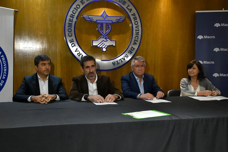 7159-gobierno-banco-macro-y-camara-de-comercio-presentaron-la-promo-dia-del-padre