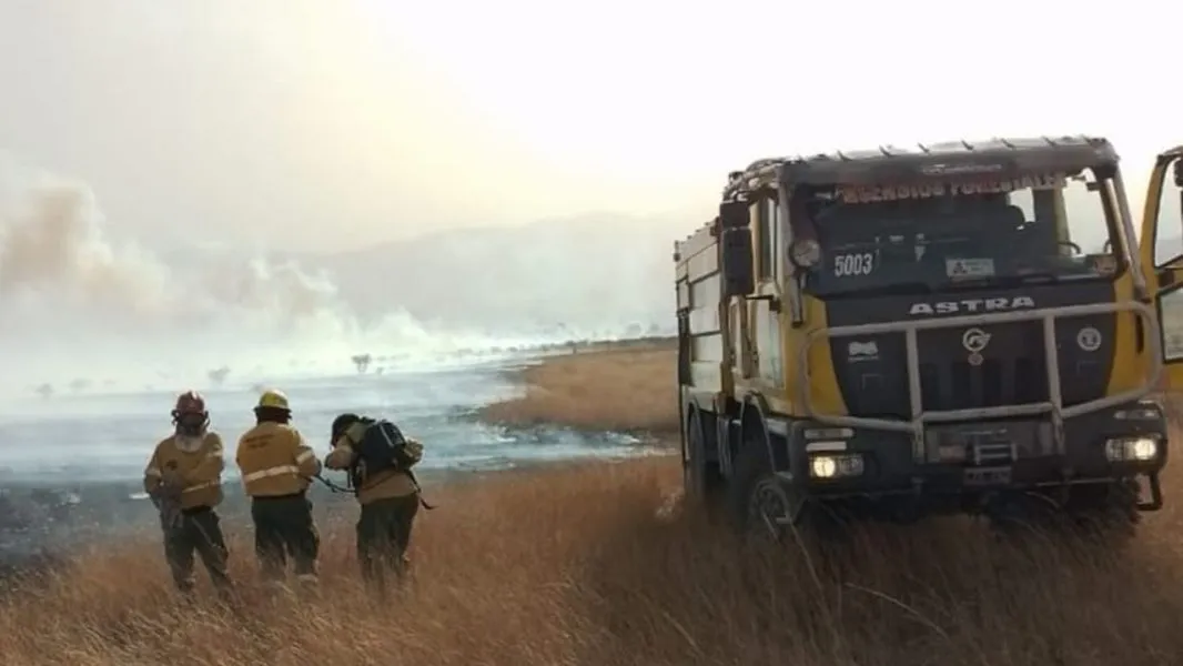 97272-continua-el-alerta-por-riesgo-extremo-de-incendios-forestales-en-salta