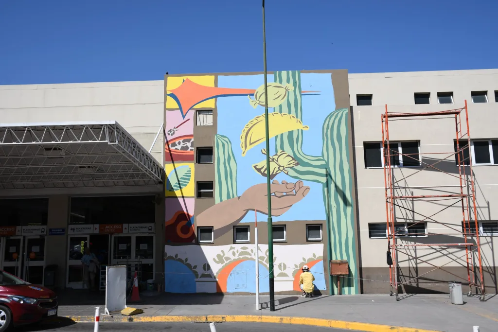 5mural-terminal-1024x683
