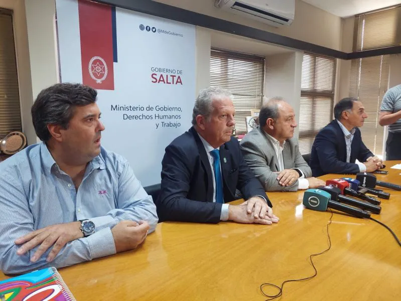 86628-para-destrabar-el-conflicto-el-gobierno-levanto-las-restricciones-al-pase-libre