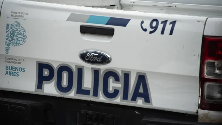 policia-provincia-buenos-aires-movil-unidad-911-5jpg