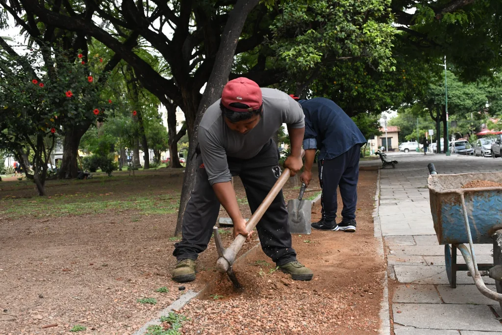 inicio-obras-plaza-guemes-3-1024x683