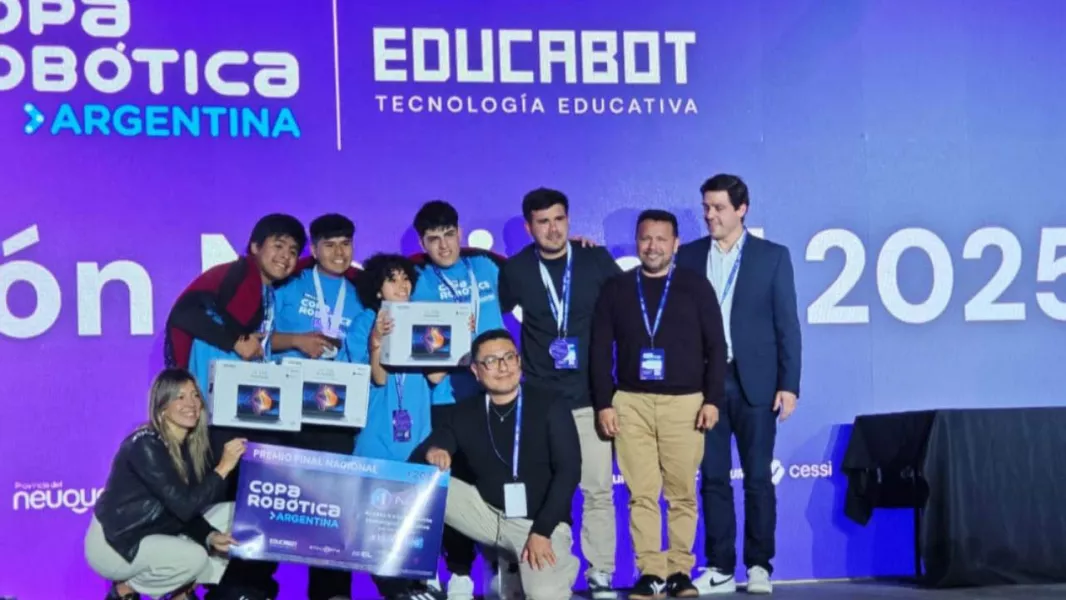 19216-equipos-saltenios-de-escuelas-tecnicas-ganaron-el-primer-y-segundo-puesto-en-la-copa-robotica-argentina-2025