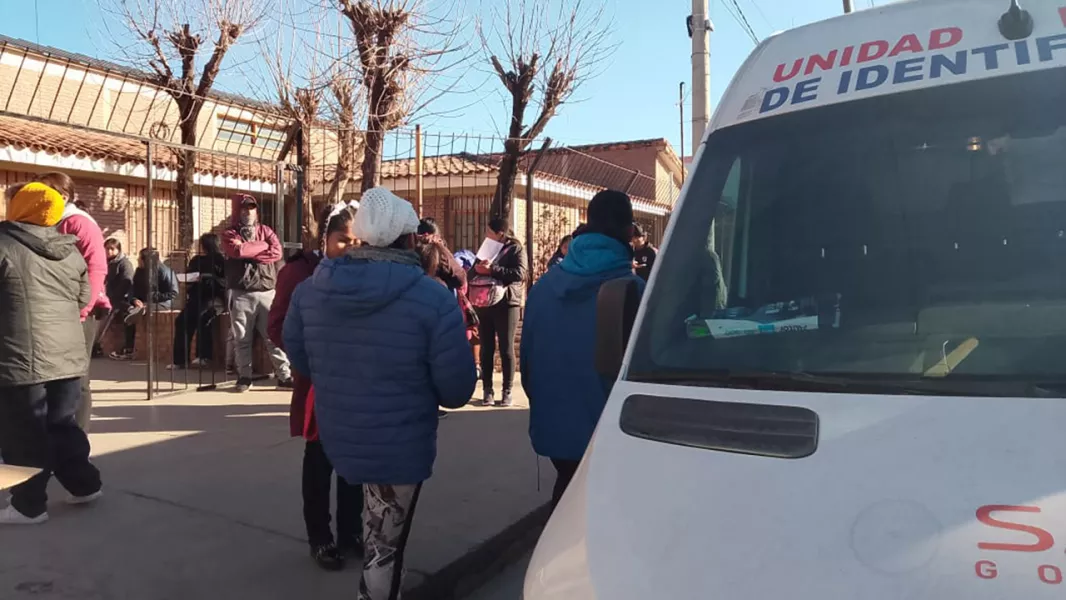102368-maniana-el-movil-del-registro-civil-atendera-en-el-barrio-roberto-romero-y-el-viernes-en-barrio-palermo-i