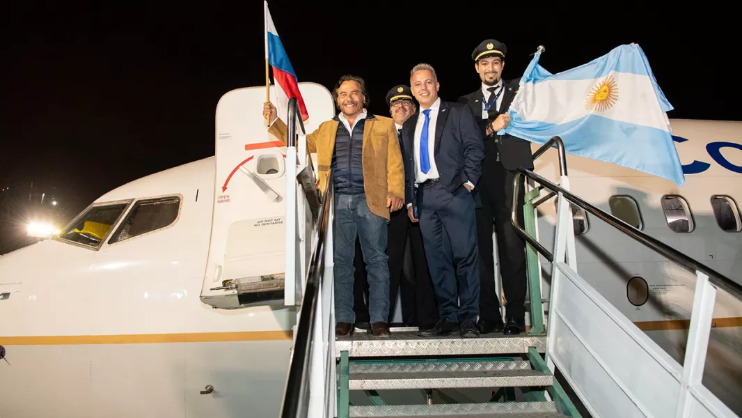 104013-el-gobernador-recibio-el-primer-vuelo-directo-de-copa-airlines-panama-salta-20250924130355