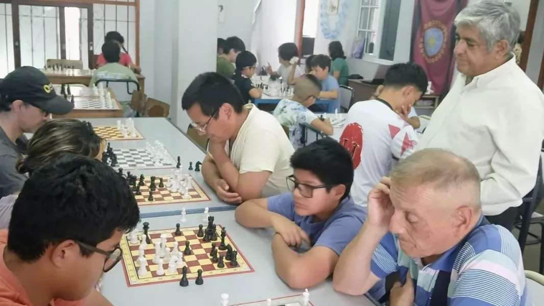 106646-inscripciones-abiertas-para-los-talleres-de-la-escuela-de-ajedrez
