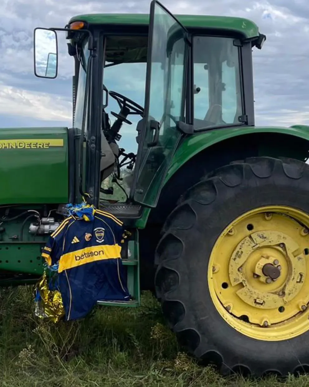 WhatsApp Image 2025-11-12 at 10.52.22