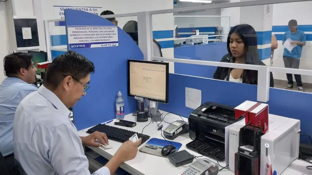 94911-gran-ausentismo-en-la-renovacion-del-pase-libre-estudiantil