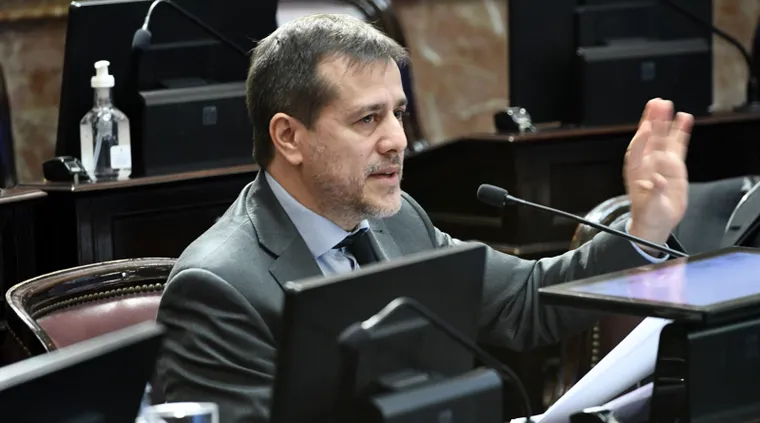 mariano-recalde-foto-prensa-senado