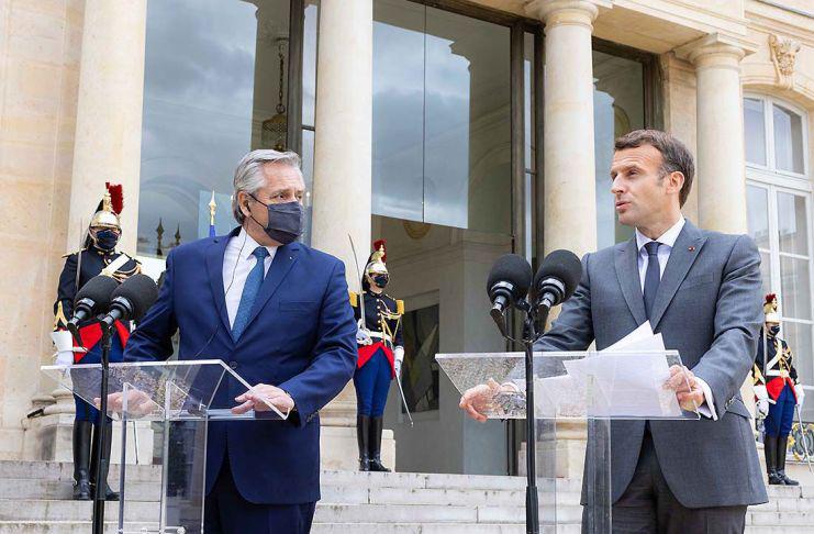 SM-fernandez-macron-280621