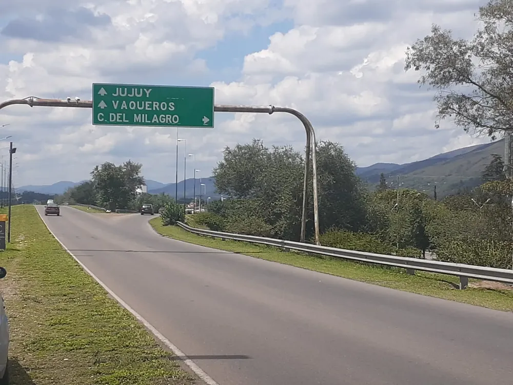 Avenida-Bolivia-2-jpg