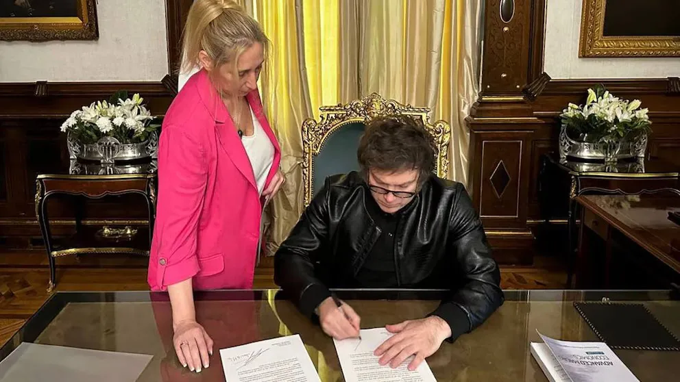 WhatsApp Image 2025-11-20 at 07.33.35